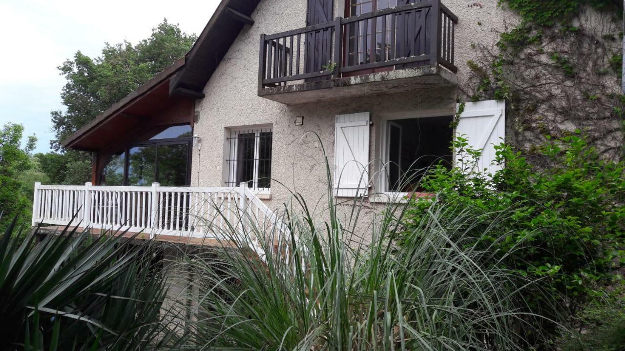 B&B En Plein Coeur De La Foret Artiguelouve Eksteriør bilde